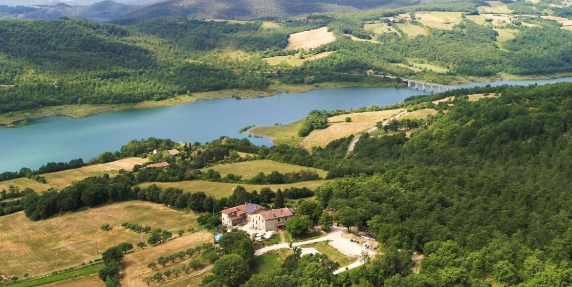 Agriturismo Le Ceregne Bio Pieve Santo Stefano Buitenkant foto